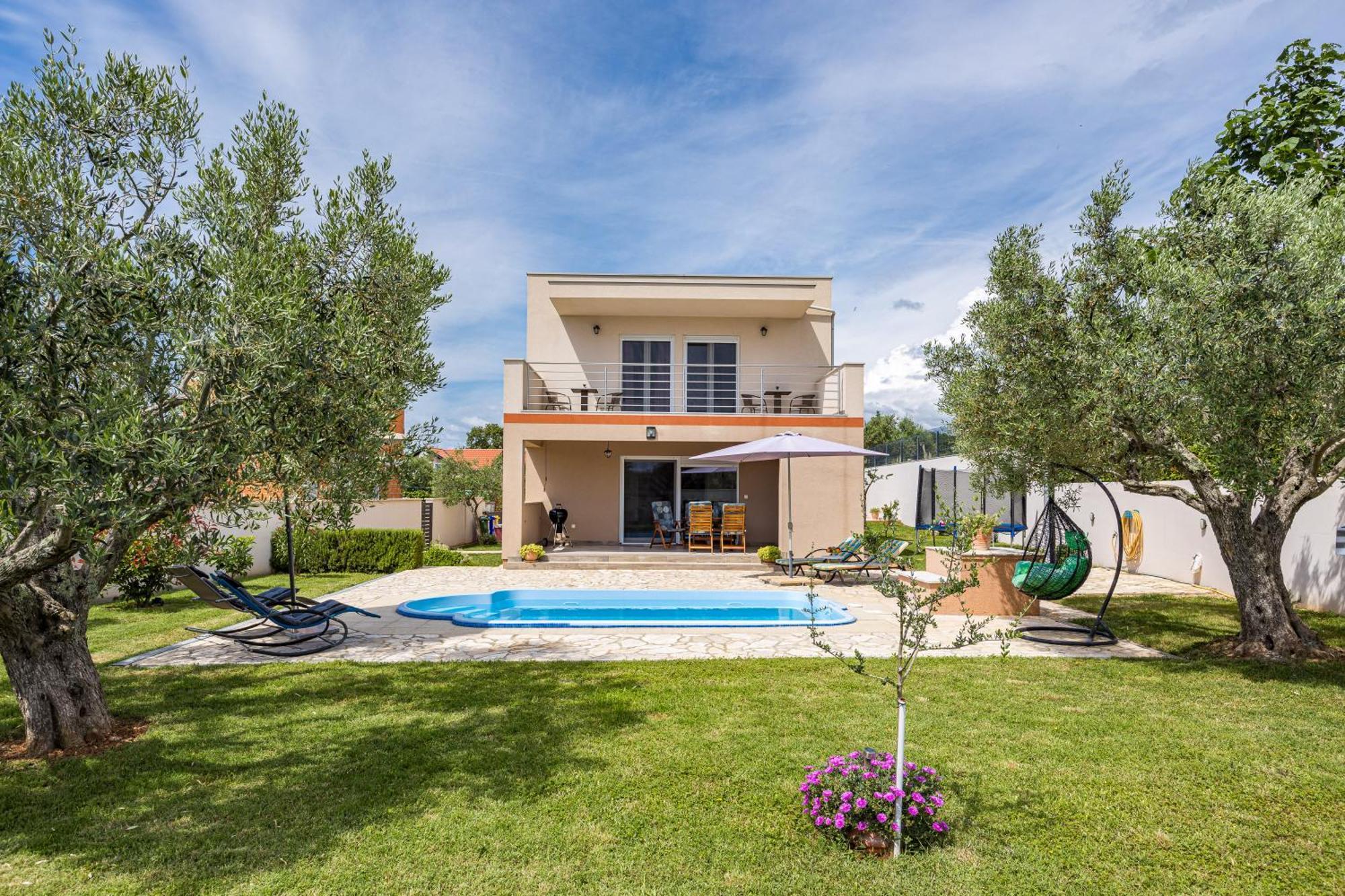 Villa Sunny Olive Peroj Exteriör bild