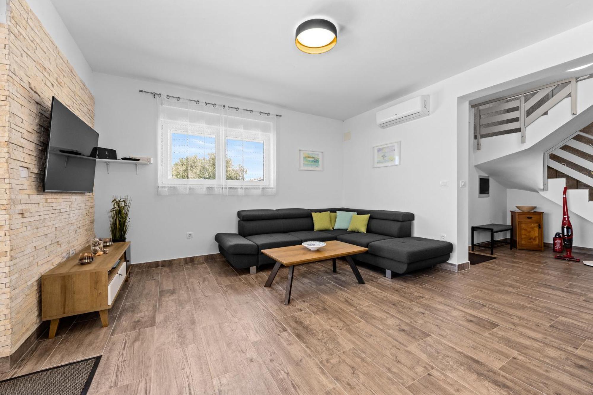 Villa Sunny Olive Peroj Exteriör bild