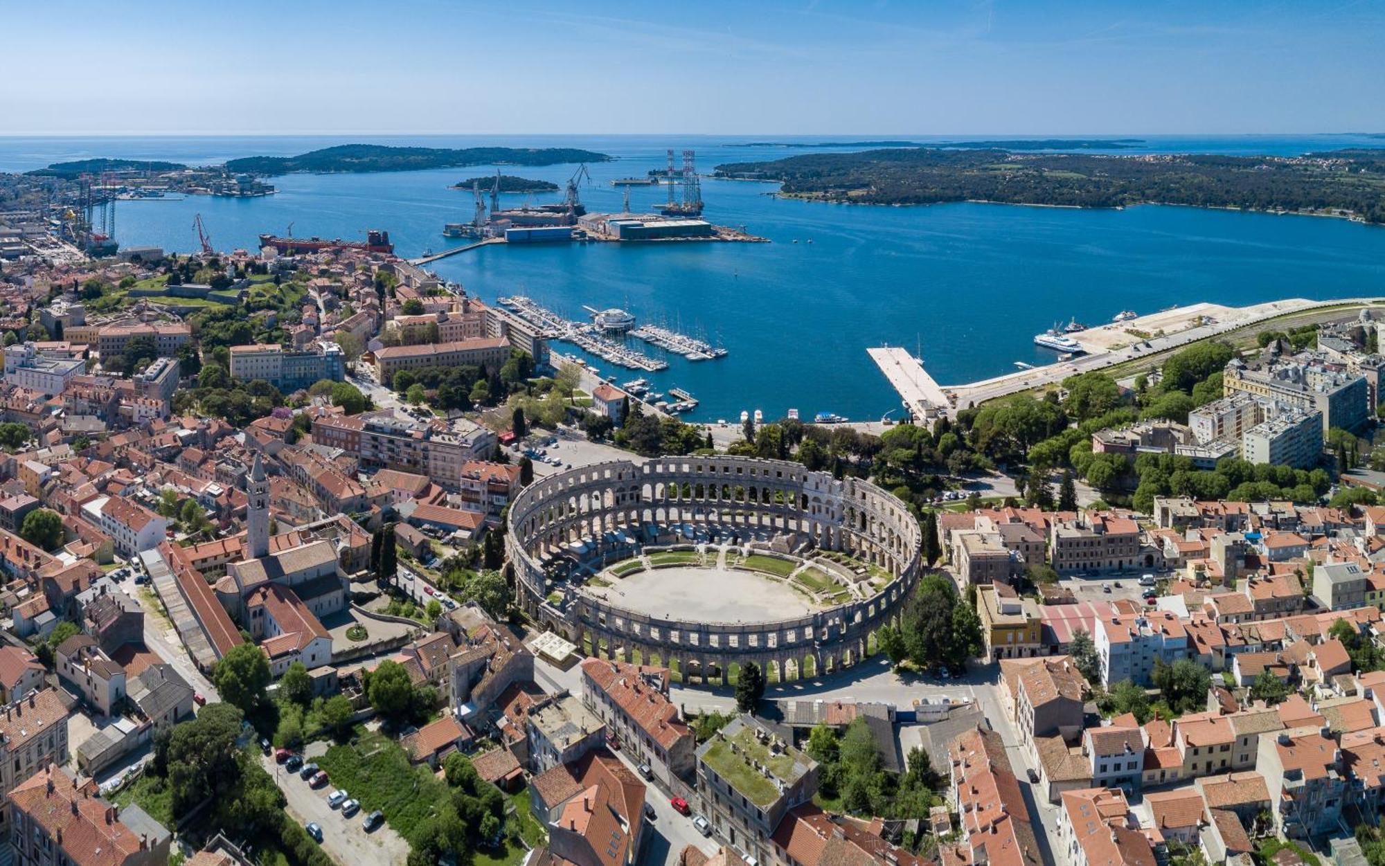 Villa Sunny Olive Peroj Exteriör bild