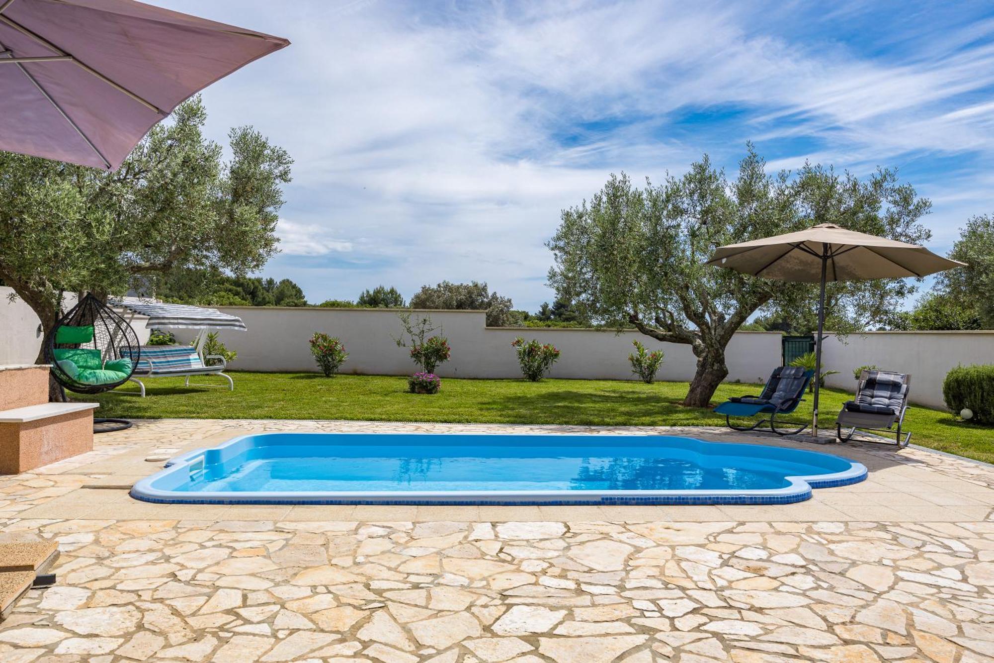 Villa Sunny Olive Peroj Exteriör bild