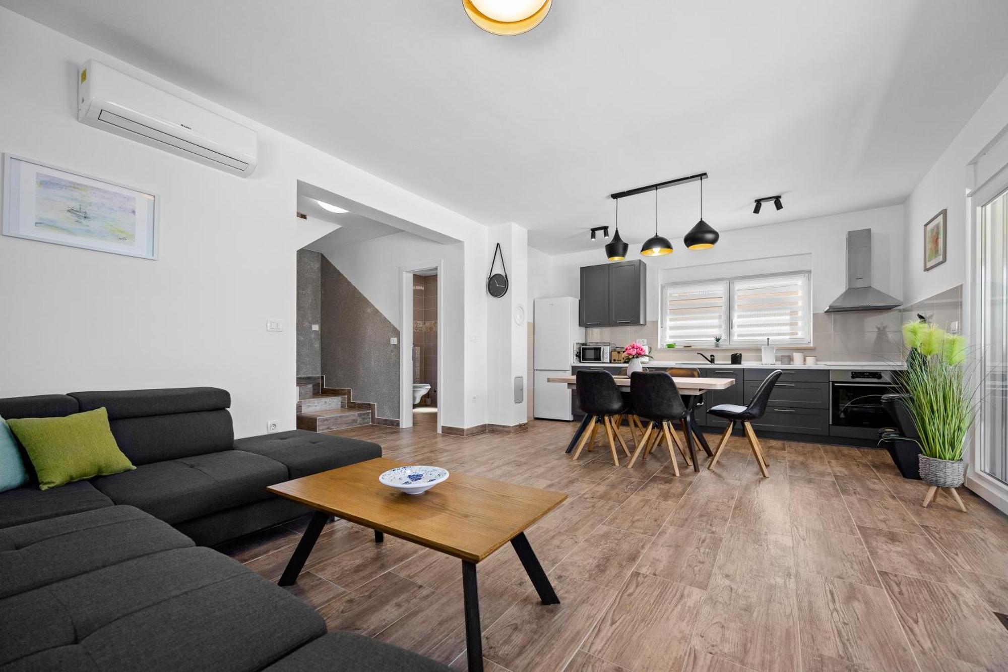 Villa Sunny Olive Peroj Exteriör bild