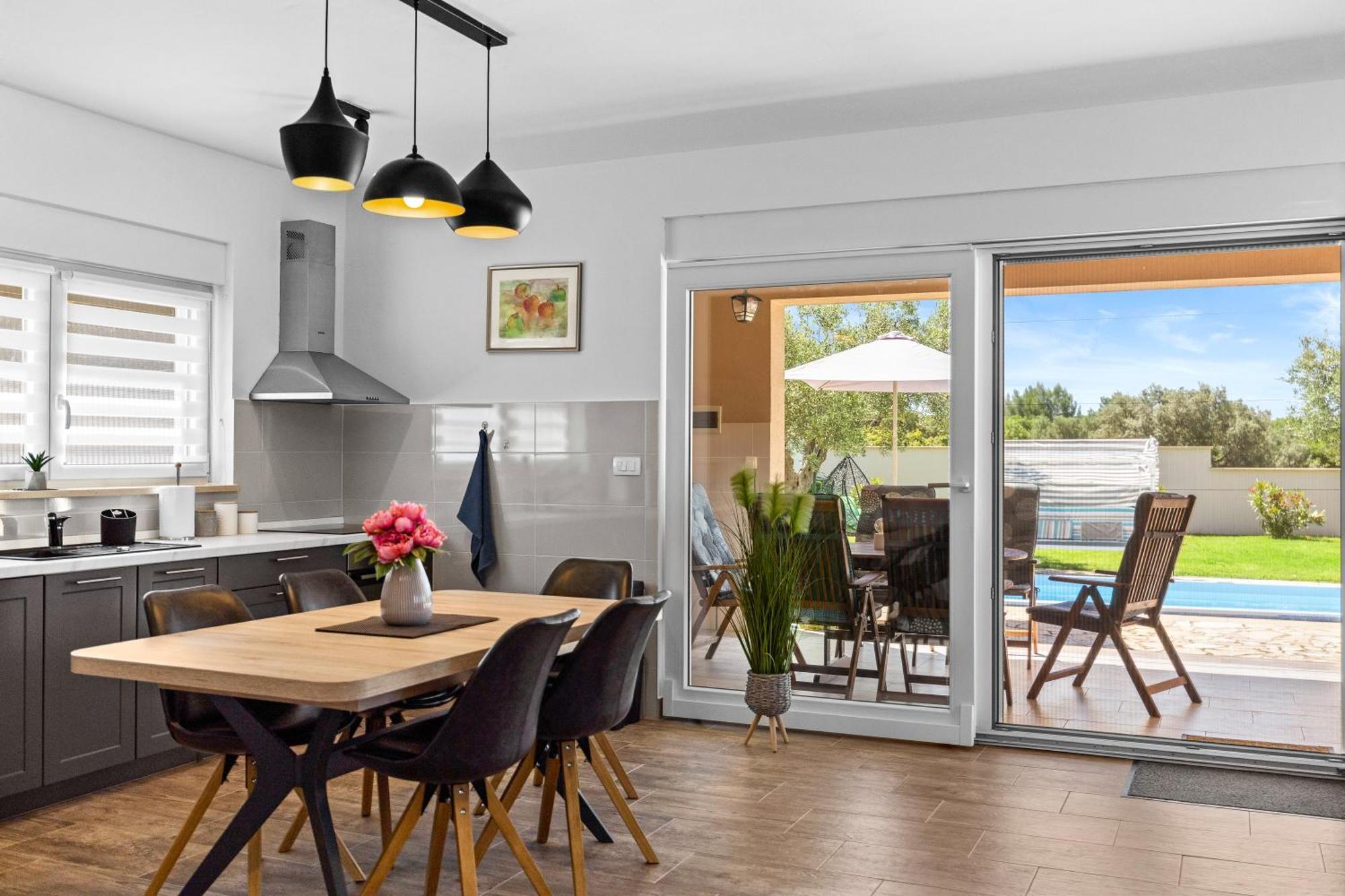 Villa Sunny Olive Peroj Exteriör bild