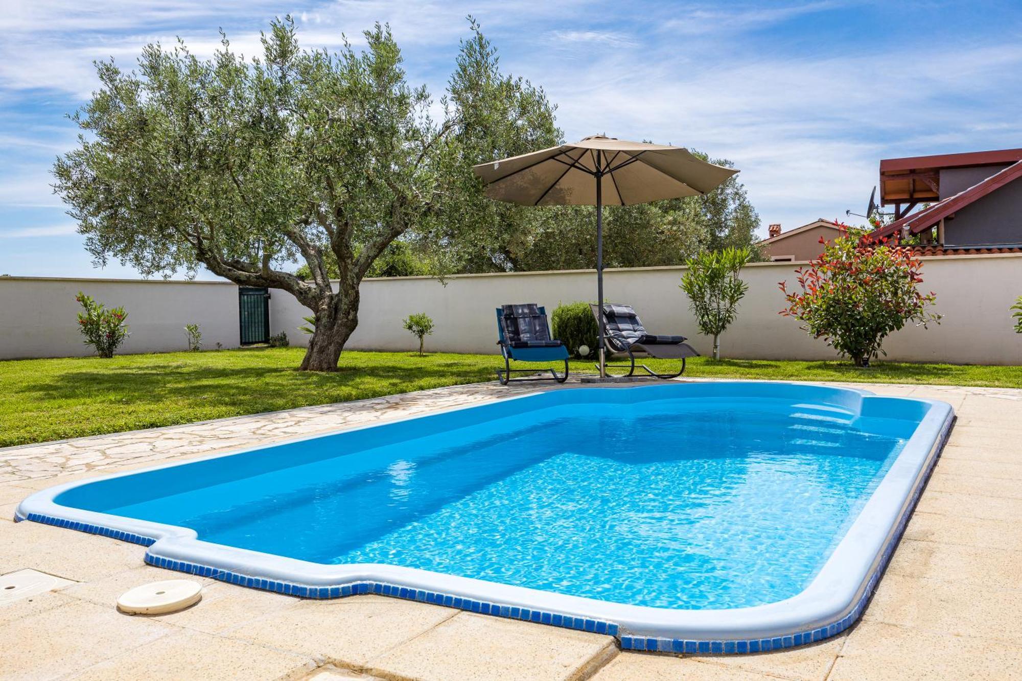 Villa Sunny Olive Peroj Exteriör bild